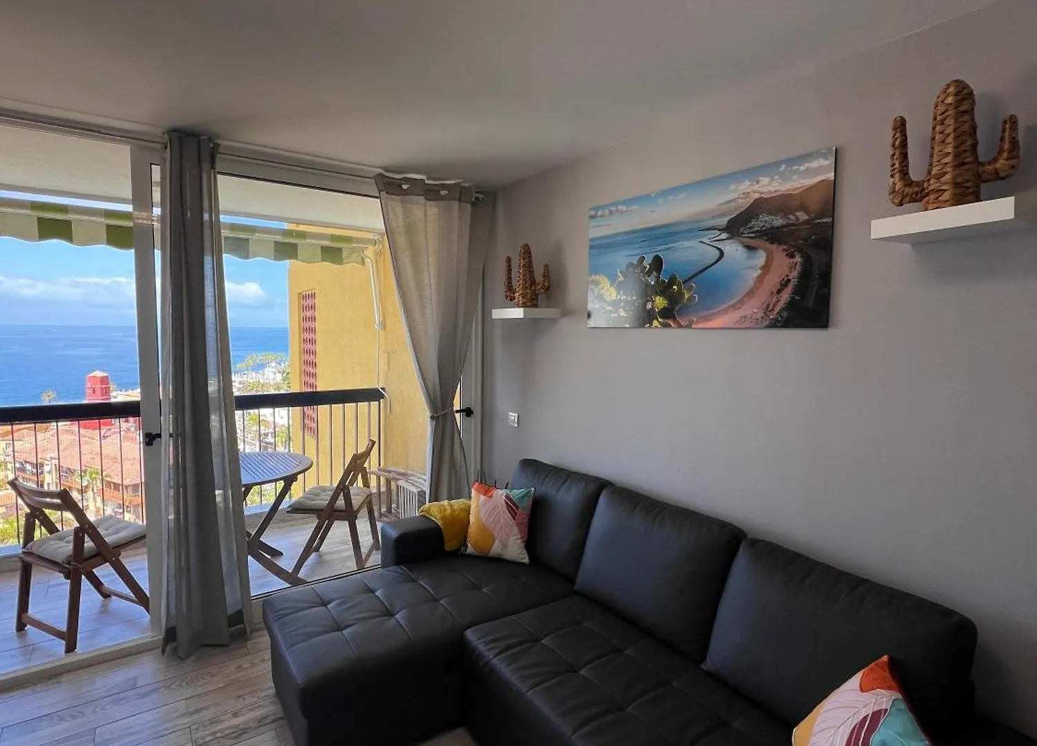 Lookout Point Tenerife Holiday Apartment Las Americas Playa Feñabe 0*,  스페인